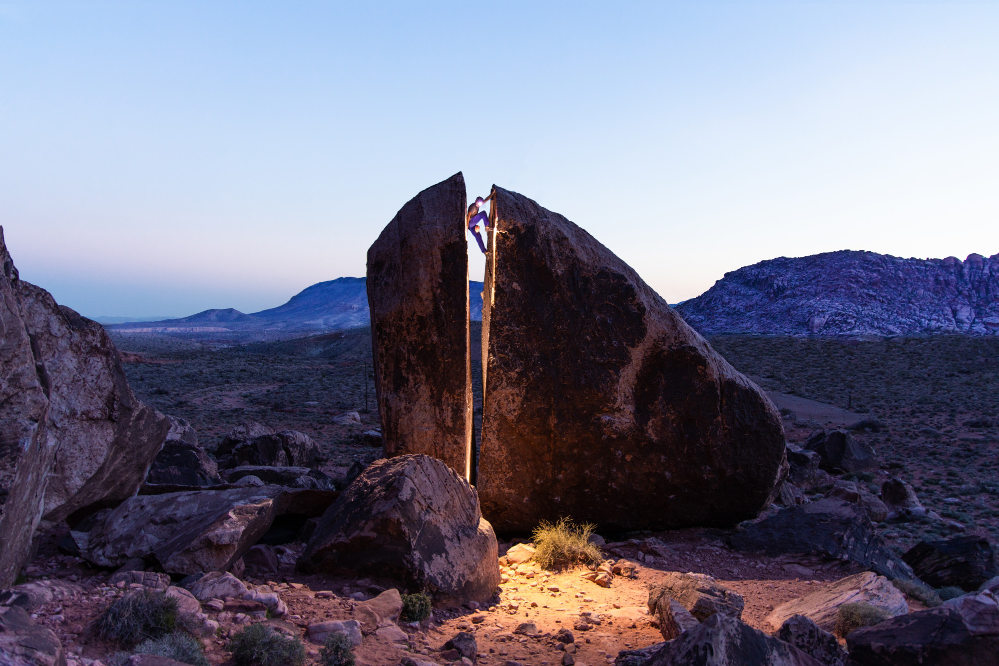 Sean Doctor no Plumber's Crack em Red Rock Canyon, Nevada