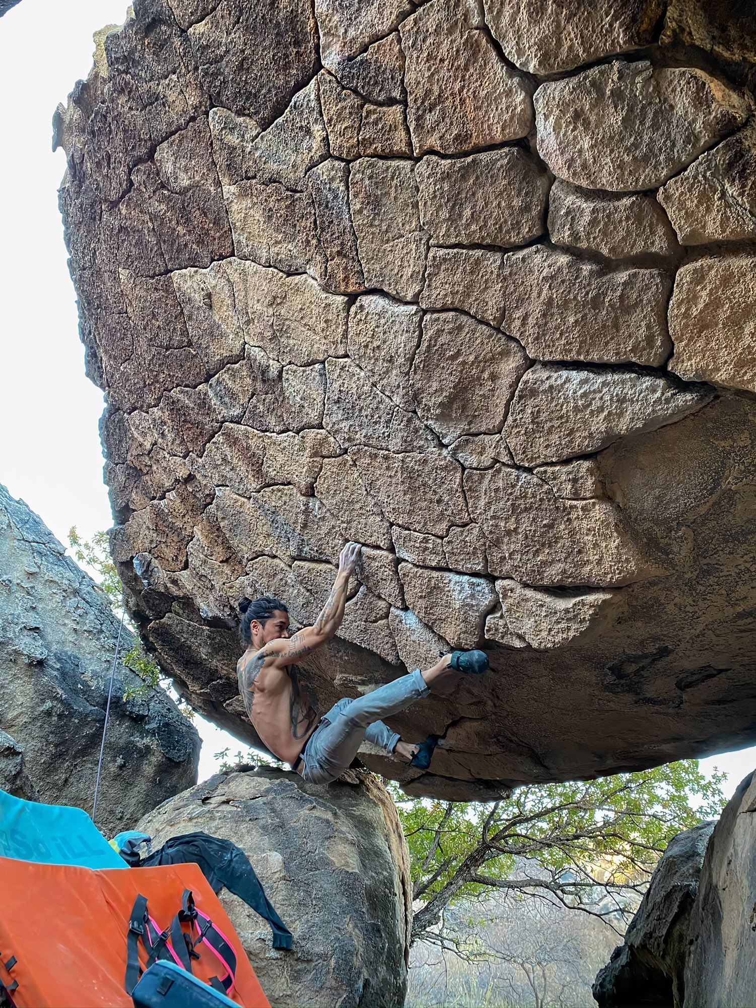 Luis no Geometria Sagrada em Peñoles, Chihuahua - México | Autor: Karen Tapia