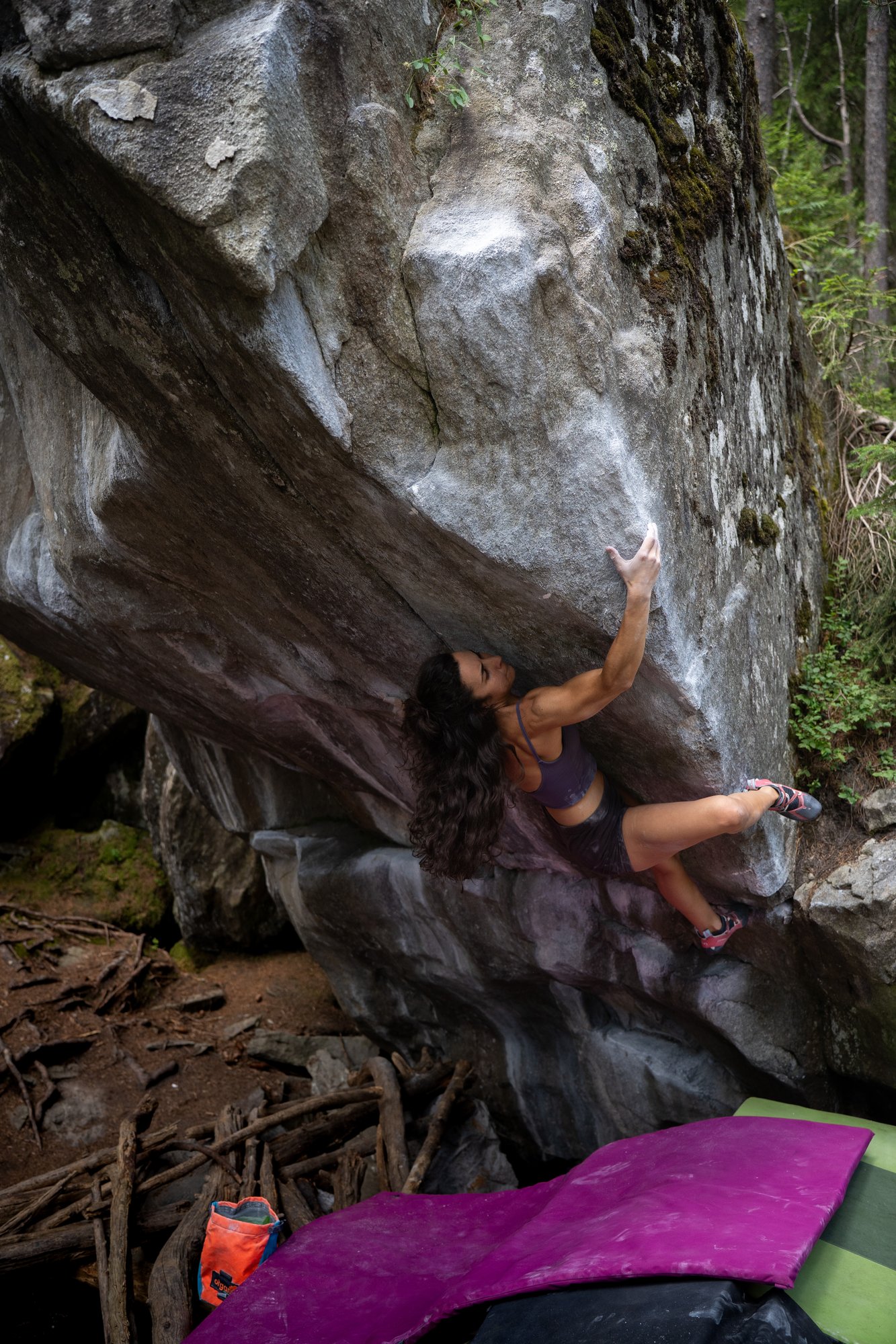 Marta Avilés no Rythmo - 7C+ em Magic Wood - Suíça | Autor: Kevin Mattia Rudisi