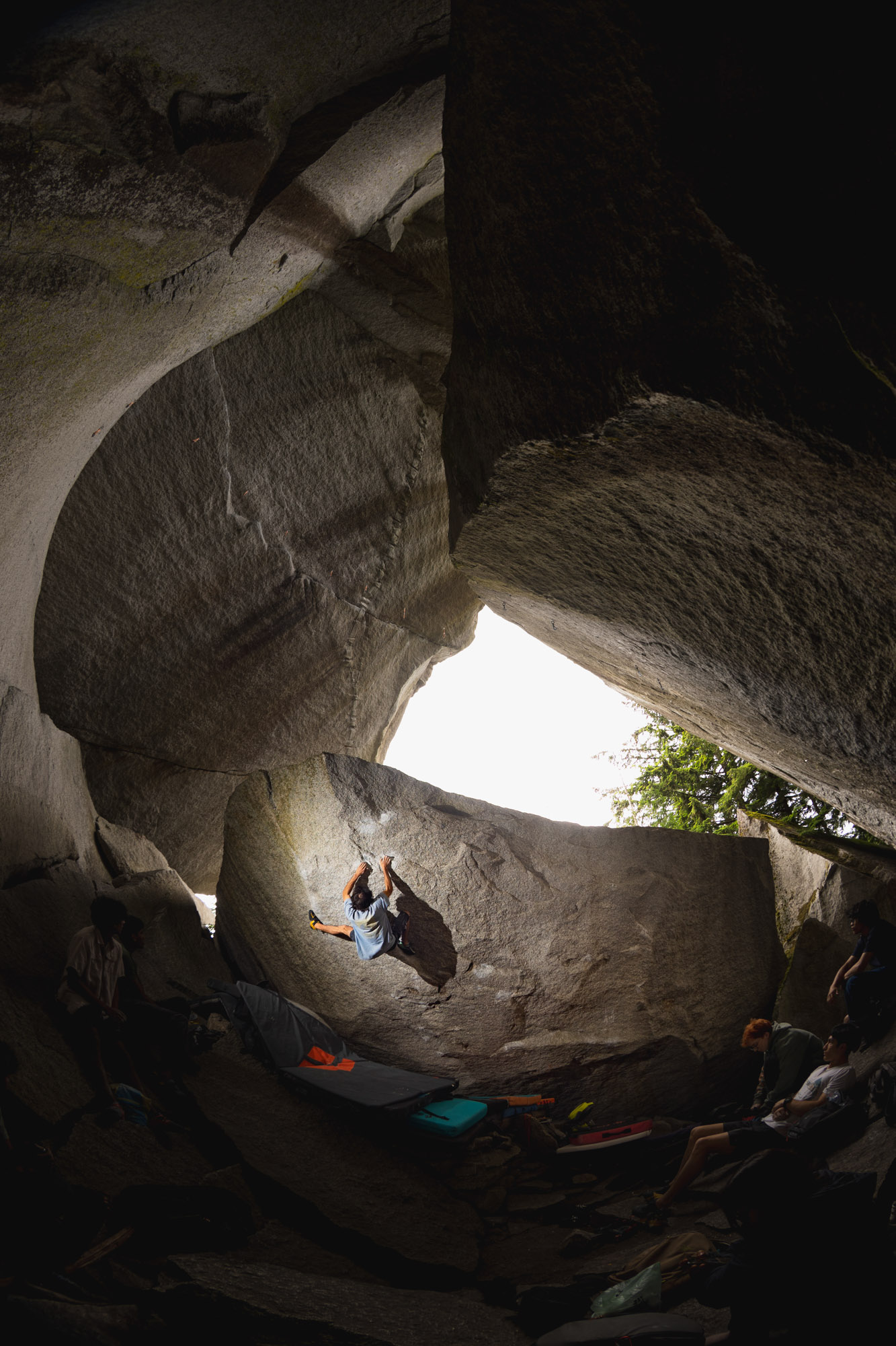 Ethan Salvo no Event Horizon - V16 em Squamish